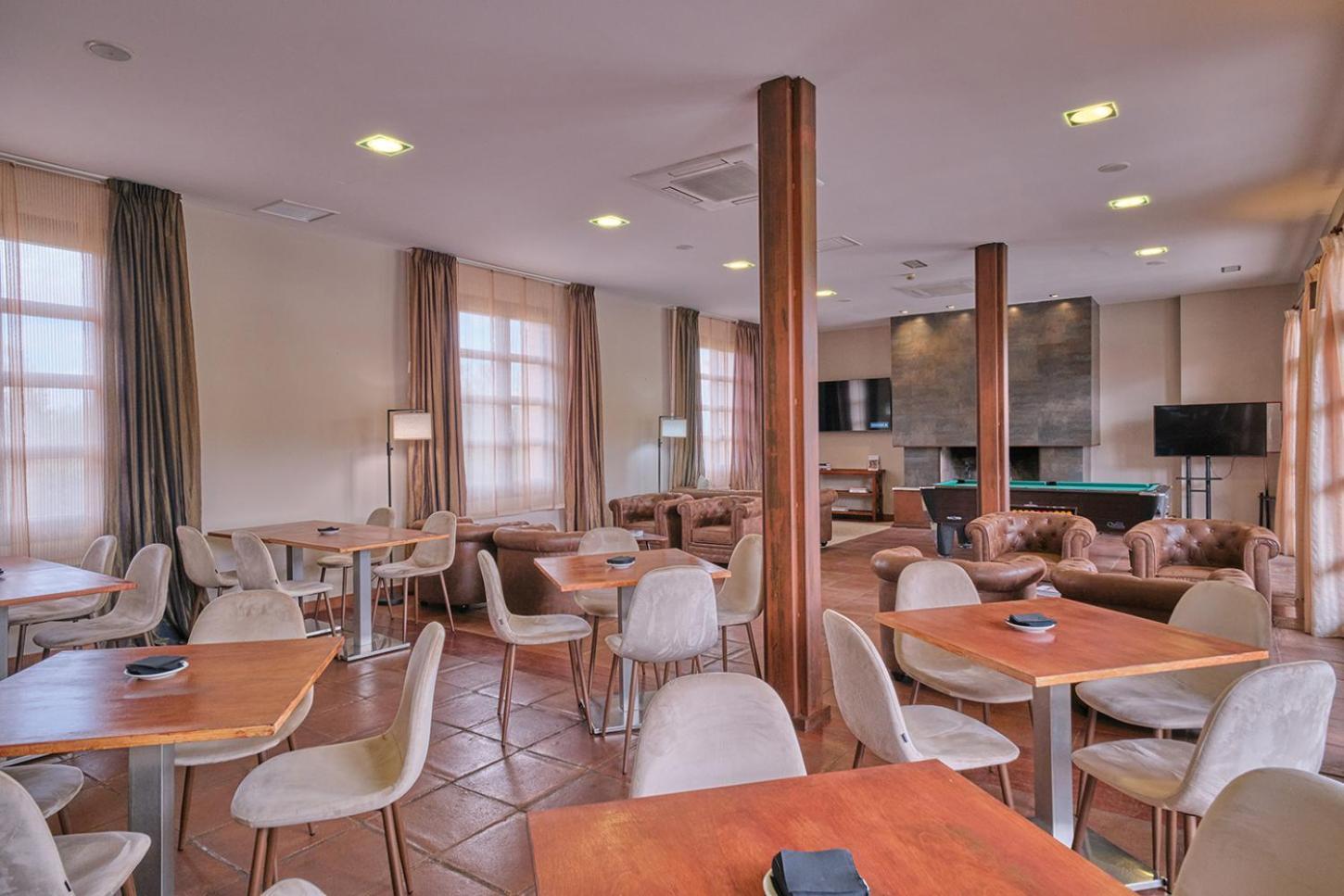 Hotel Spa Villa Nazules Chueca Exterior photo