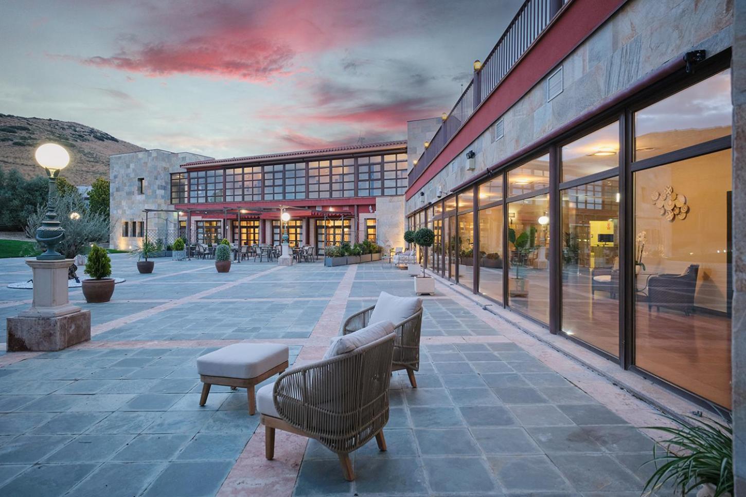 Hotel Spa Villa Nazules Chueca Exterior photo