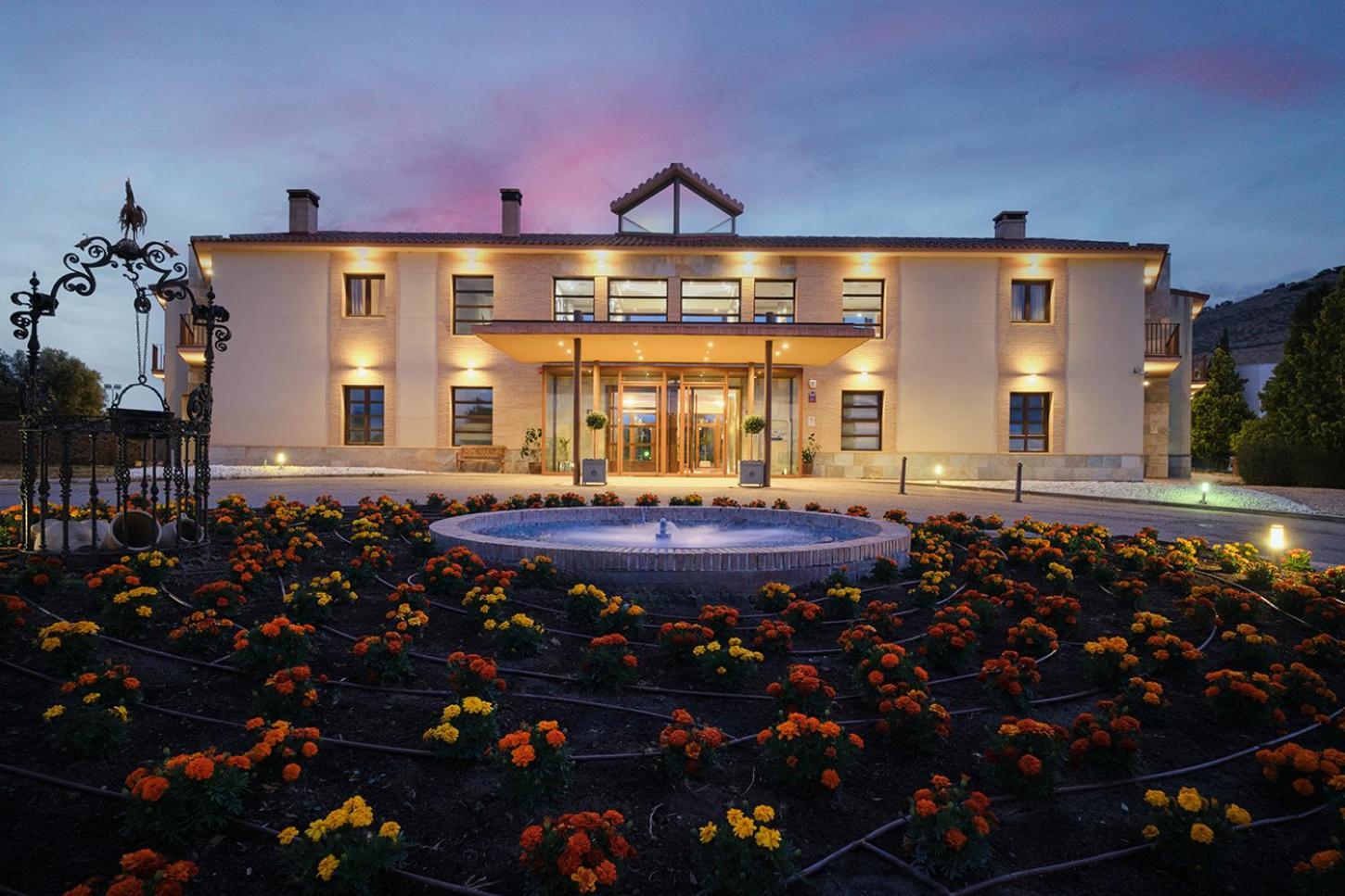 Hotel Spa Villa Nazules Chueca Exterior photo